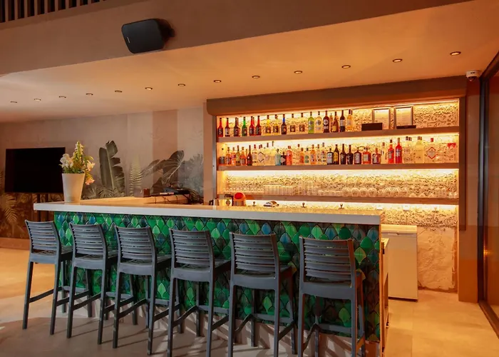 Casa Lumar Luxury Lodging- Adult Only Отель *